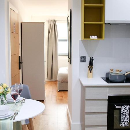 Deluxe And Modern Studio Apartment In Sydenham لندن المظهر الخارجي الصورة